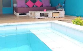 Meno Suites